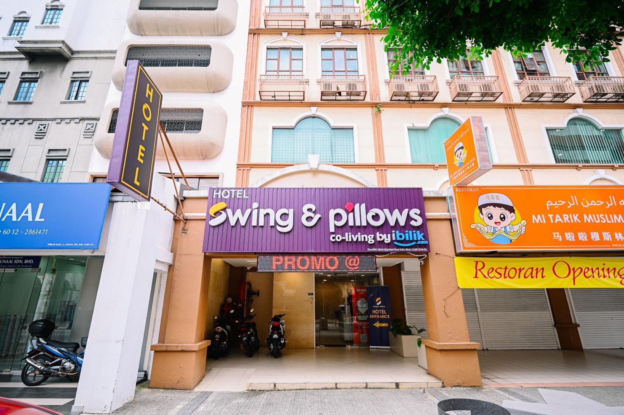 Swing & Pillows - Dataran Merdeka Hotel