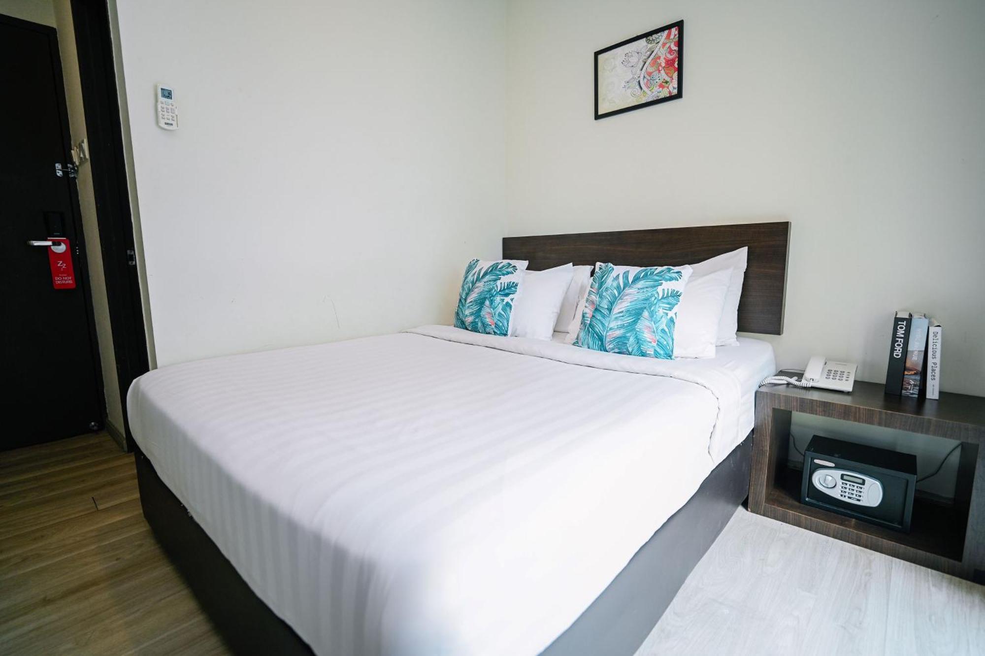 Swing & Pillows - Dataran Merdeka Hotel 2*