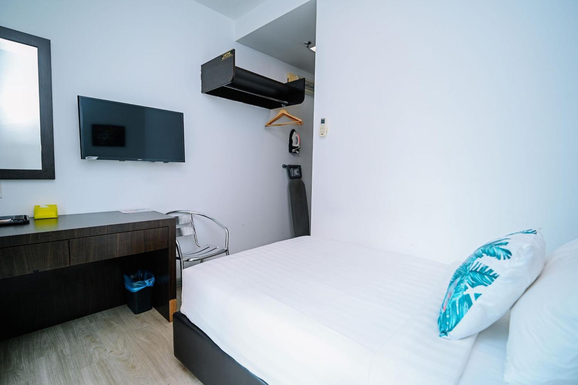 Swing & Pillows - Dataran Merdeka Hotel 2*