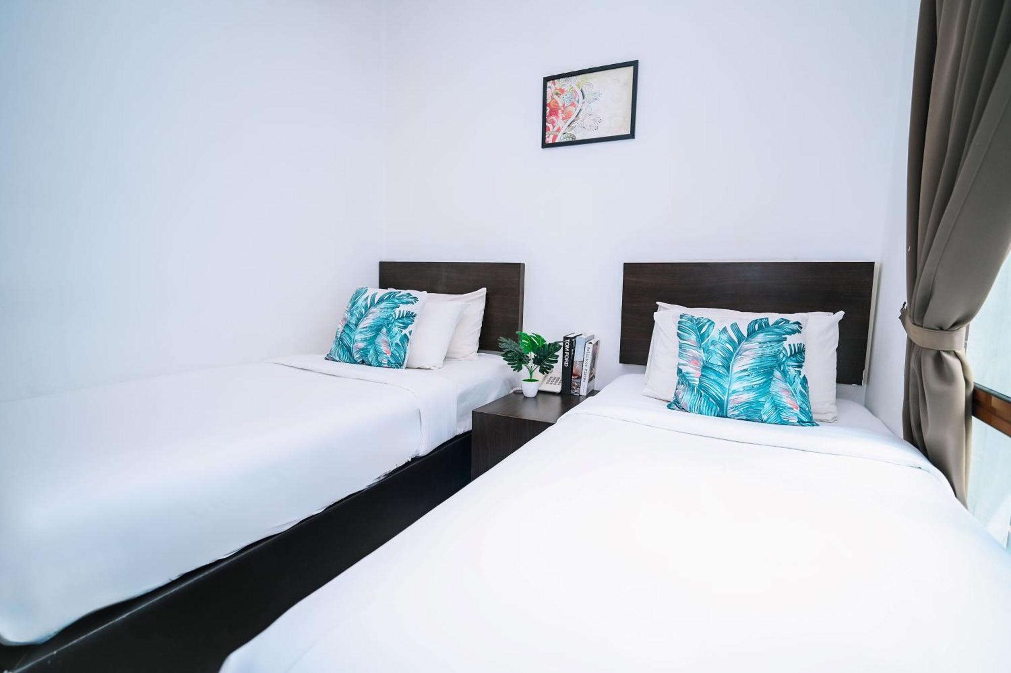 Swing & Pillows - Dataran Merdeka Hotel 2*